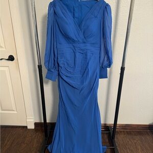 Chic Long Sleeve Blue Dress